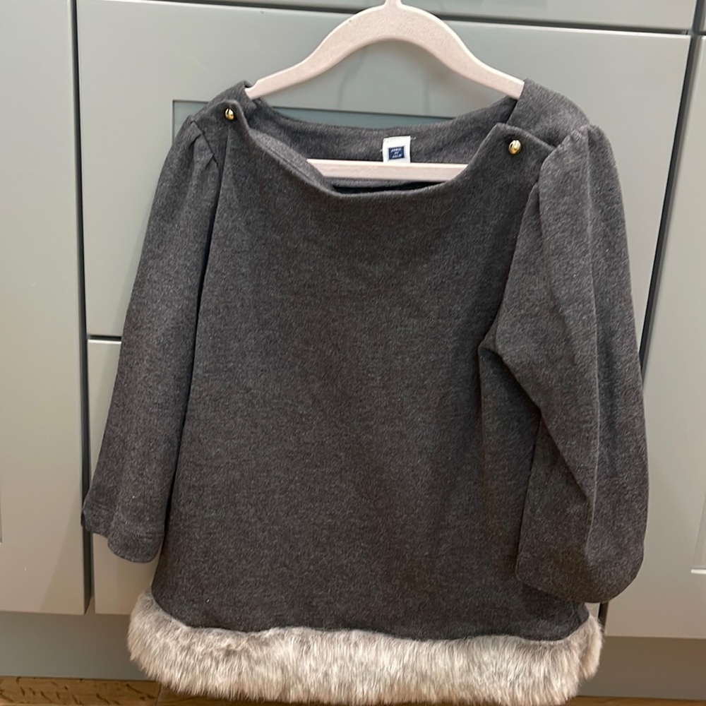 Fur top
